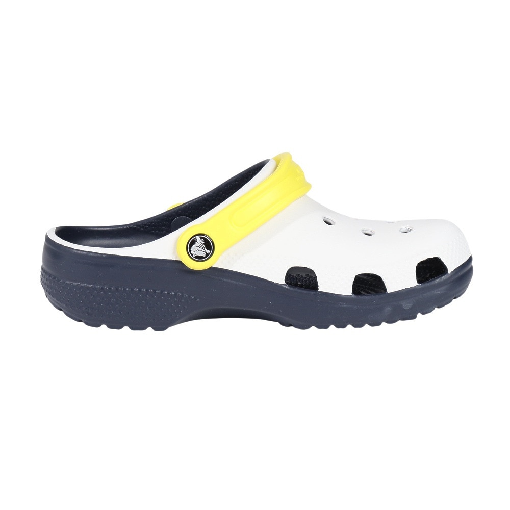 クロックス（crocs）（レディース、キッズ）サンダル レトロ スポーツ クロッグ 211258-100