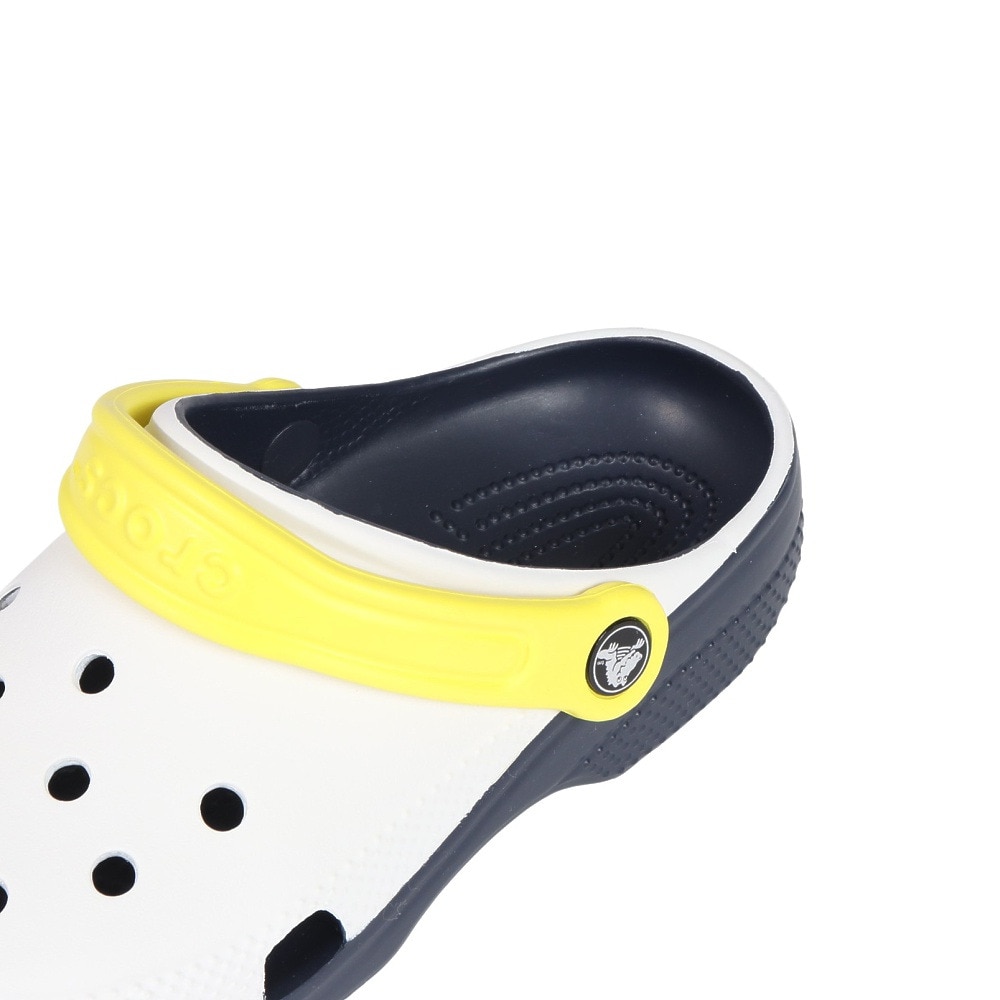 クロックス（crocs）（レディース、キッズ）サンダル レトロ スポーツ クロッグ 211258-100