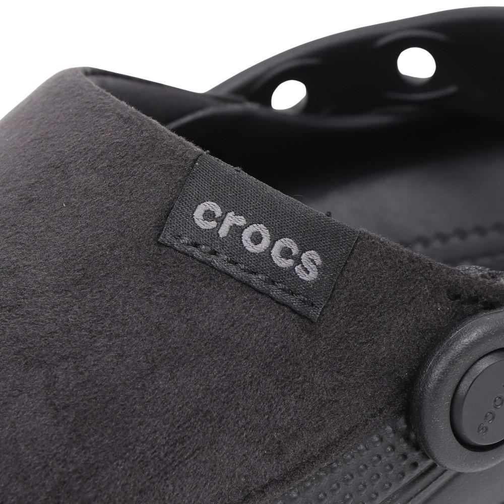 クロックス（crocs）（メンズ、レディース）サンダル クラシック クラフテッド ベルベット クロッグ 211931-001