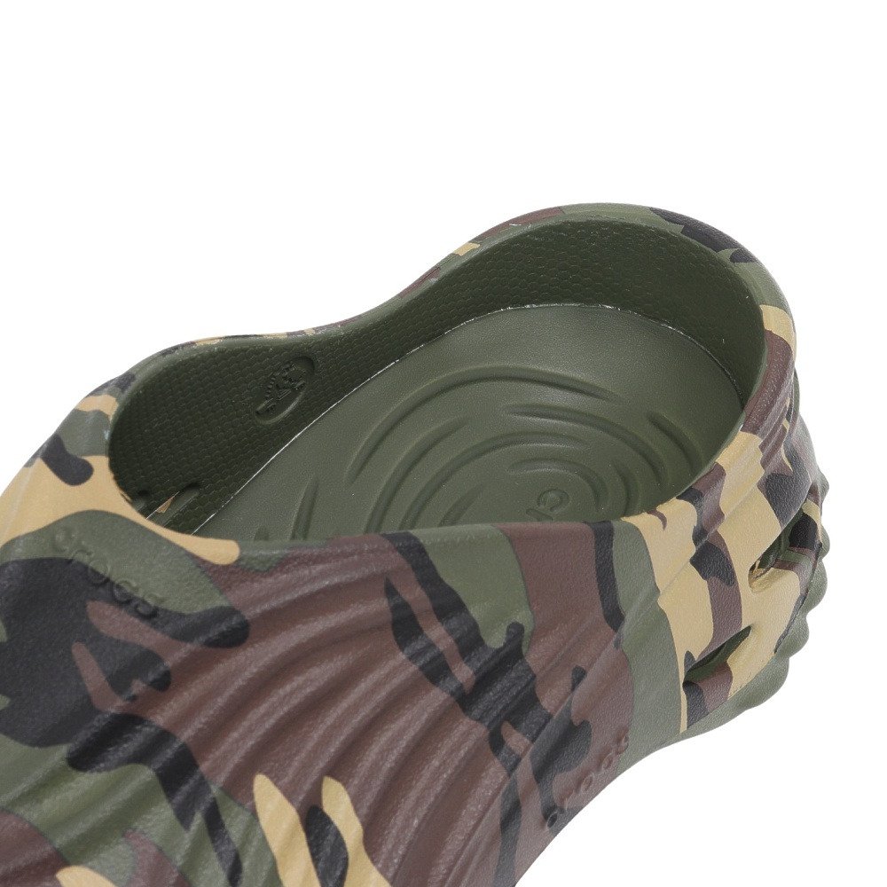 クロックス（crocs）（メンズ）サンダル エコー カモ ウェーブ Agr/Mlt
