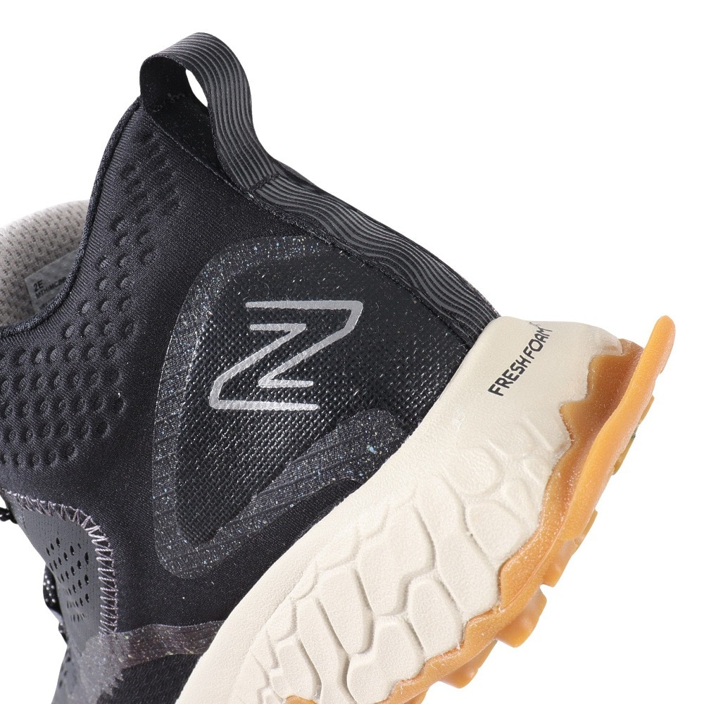 ニューバランス（new balance）（メンズ）スニーカー フレッシュ フォーム ヒエロ ミッド ブラック MTHIMCBB2E トレイルランニングシューズ ミッドカット