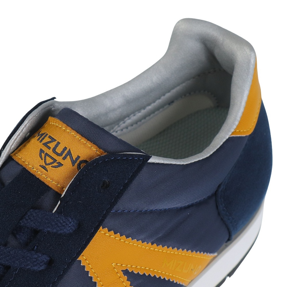 ミズノ（MIZUNO）（メンズ、レディース）カジュアルシューズ MR1 ユニセックス D1GF221408