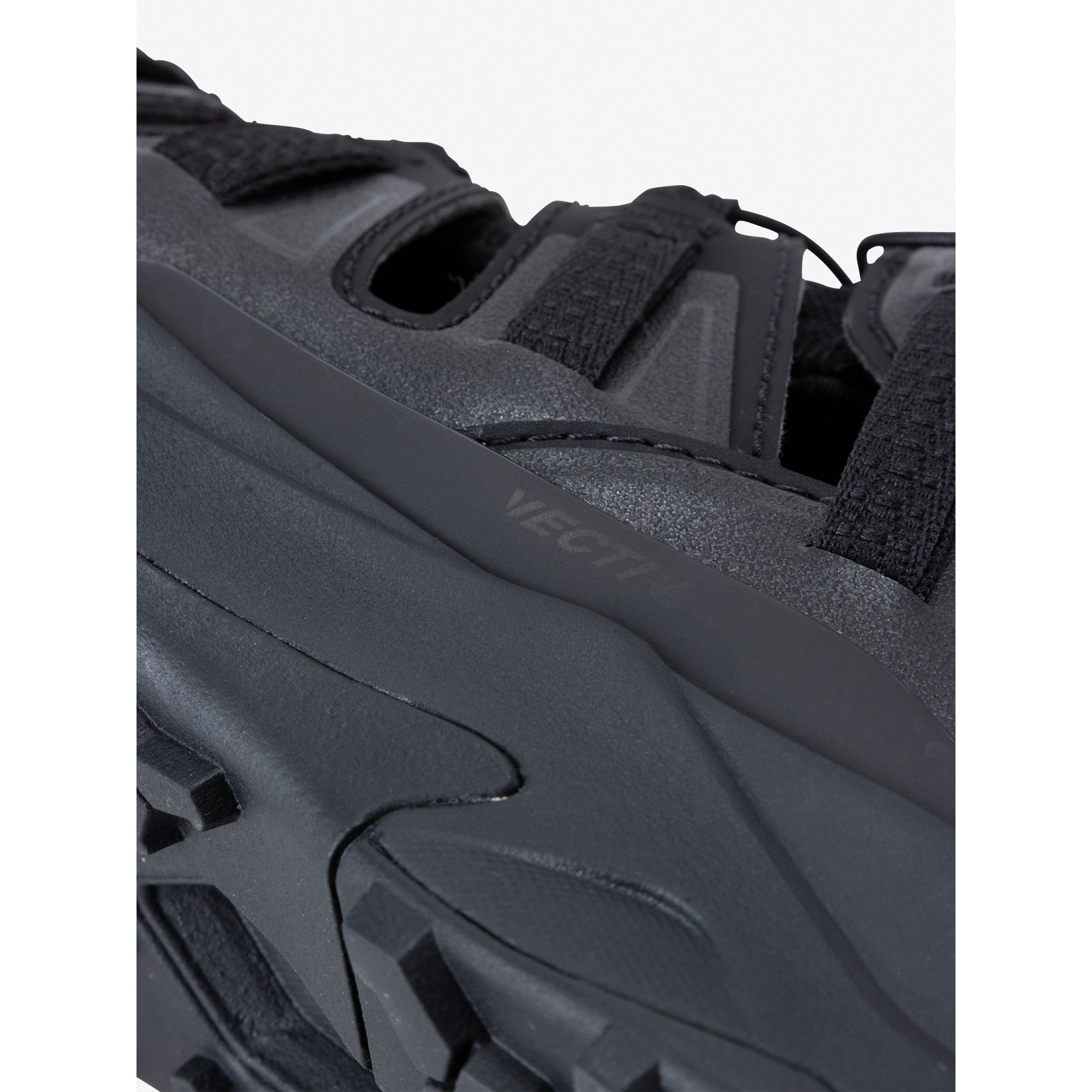 ザ・ノース・フェイス（THE NORTH FACE）（メンズ、レディース）カジュアルシューズ ベクティブ タラバル ブリーズ NF02440 KK