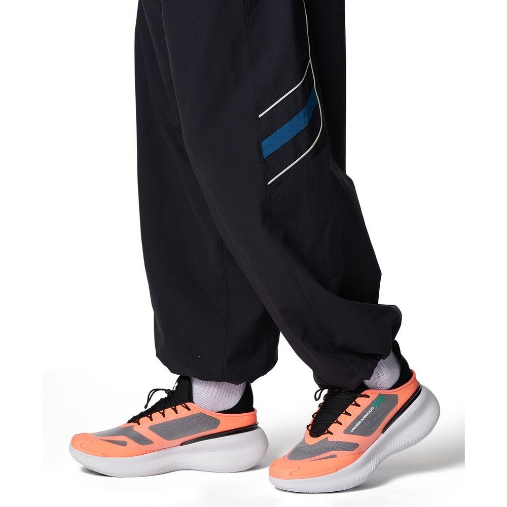 アンダーアーマー（UNDER ARMOUR）（メンズ）カジュアルシューズ