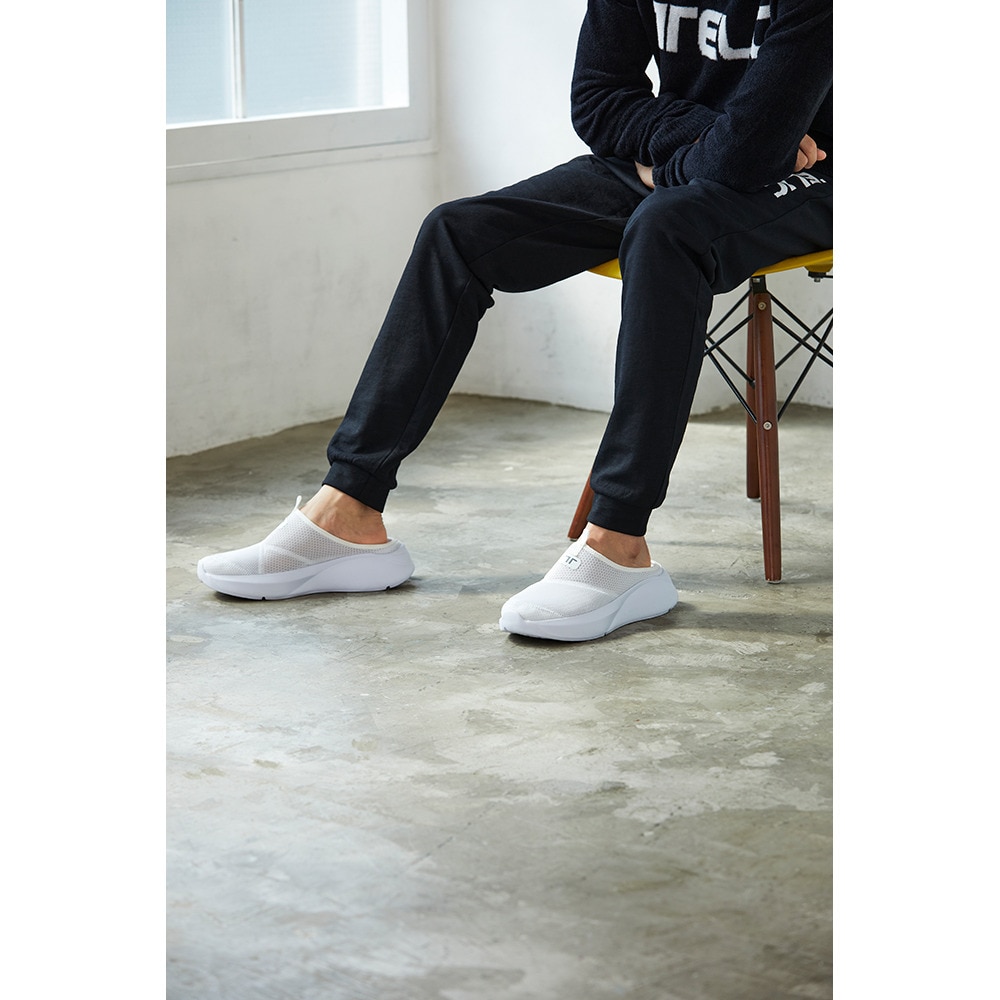 TELIC（メンズ、レディース）カジュアルシューズ LIGHT MESH SABOT TL-002 WHT リカバリーサンダル