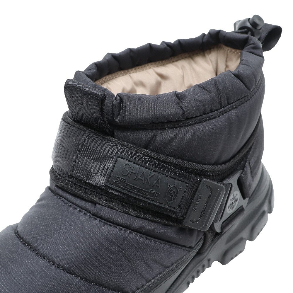 シャカ（SHAKA）（メンズ、レディース）ショートブーツ 黒 撥水 スナッグブーティエーティ SNUG BOOTIE AT ブラック 433230 Black ウインターシューズ 難燃