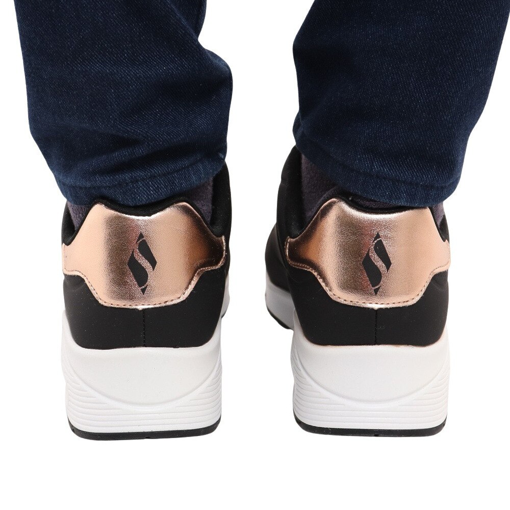 スケッチャーズ（SKECHERS）（レディース）カジュアルシューズ UNO