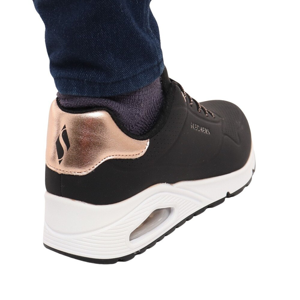 スケッチャーズ（SKECHERS）（レディース）カジュアルシューズ UNO