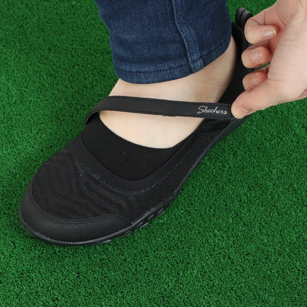 スケッチャーズ（SKECHERS）（レディース）カジュアルシューズ ブリース イージー レディー レーン 100264-BBK スニーカー タウン 通気性 軽量