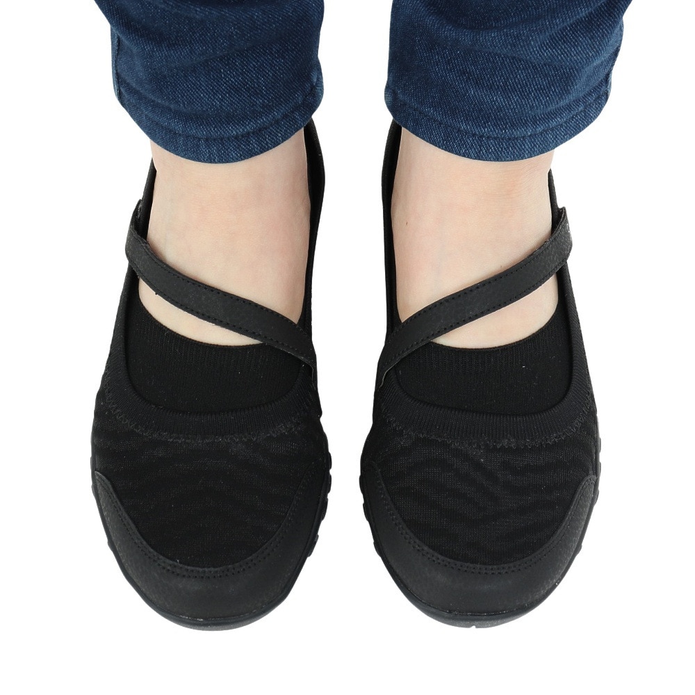 スケッチャーズ（SKECHERS）（レディース）カジュアルシューズ ブリース イージー レディー レーン 100264-BBK スニーカー タウン 通気性 軽量