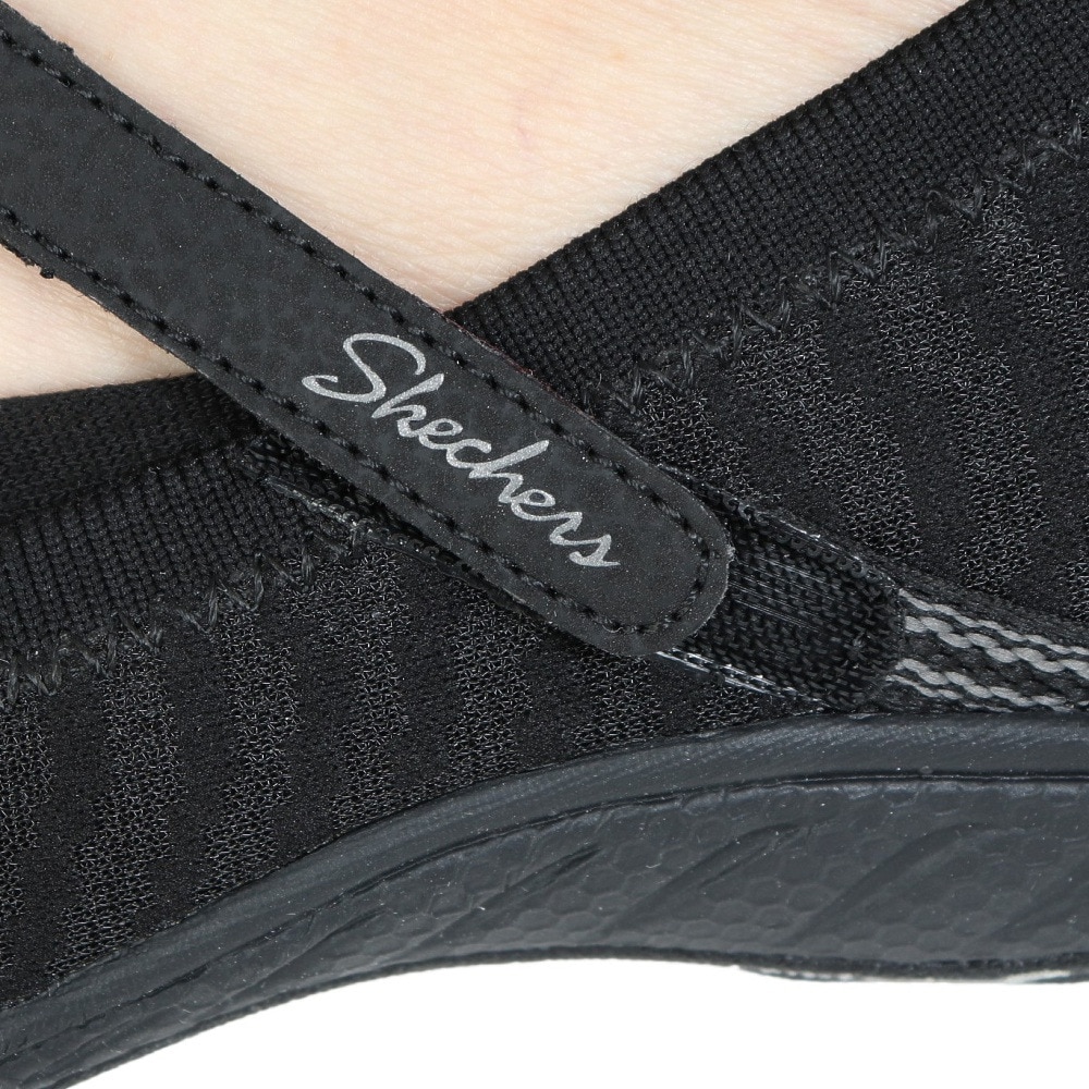 スケッチャーズ（SKECHERS）（レディース）カジュアルシューズ ブリース イージー レディー レーン 100264-BBK スニーカー タウン 通気性 軽量