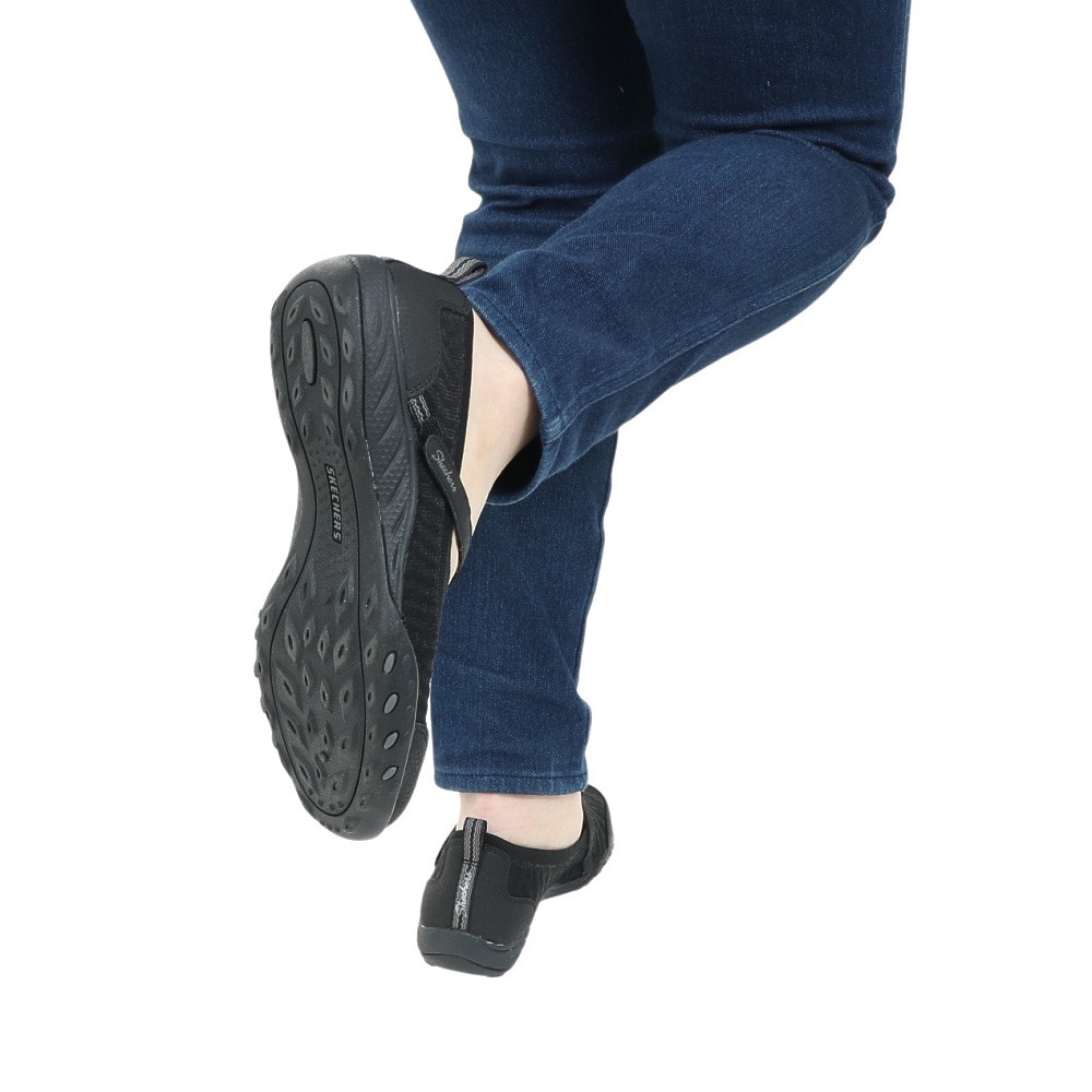 スケッチャーズ（SKECHERS）（レディース）カジュアルシューズ ブリース イージー レディー レーン 100264-BBK スニーカー タウン 通気性 軽量