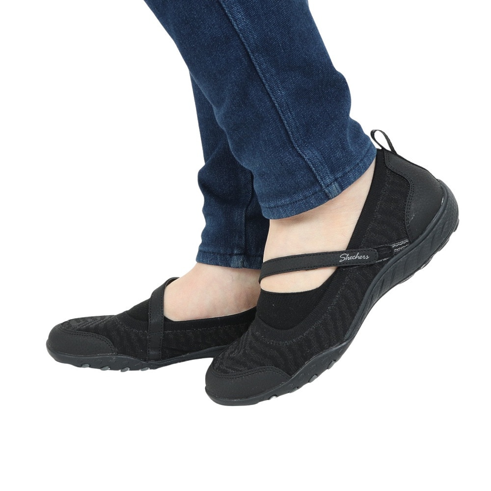 スケッチャーズ（SKECHERS）（レディース）カジュアルシューズ ブリース イージー レディー レーン 100264-BBK スニーカー タウン 通気性 軽量
