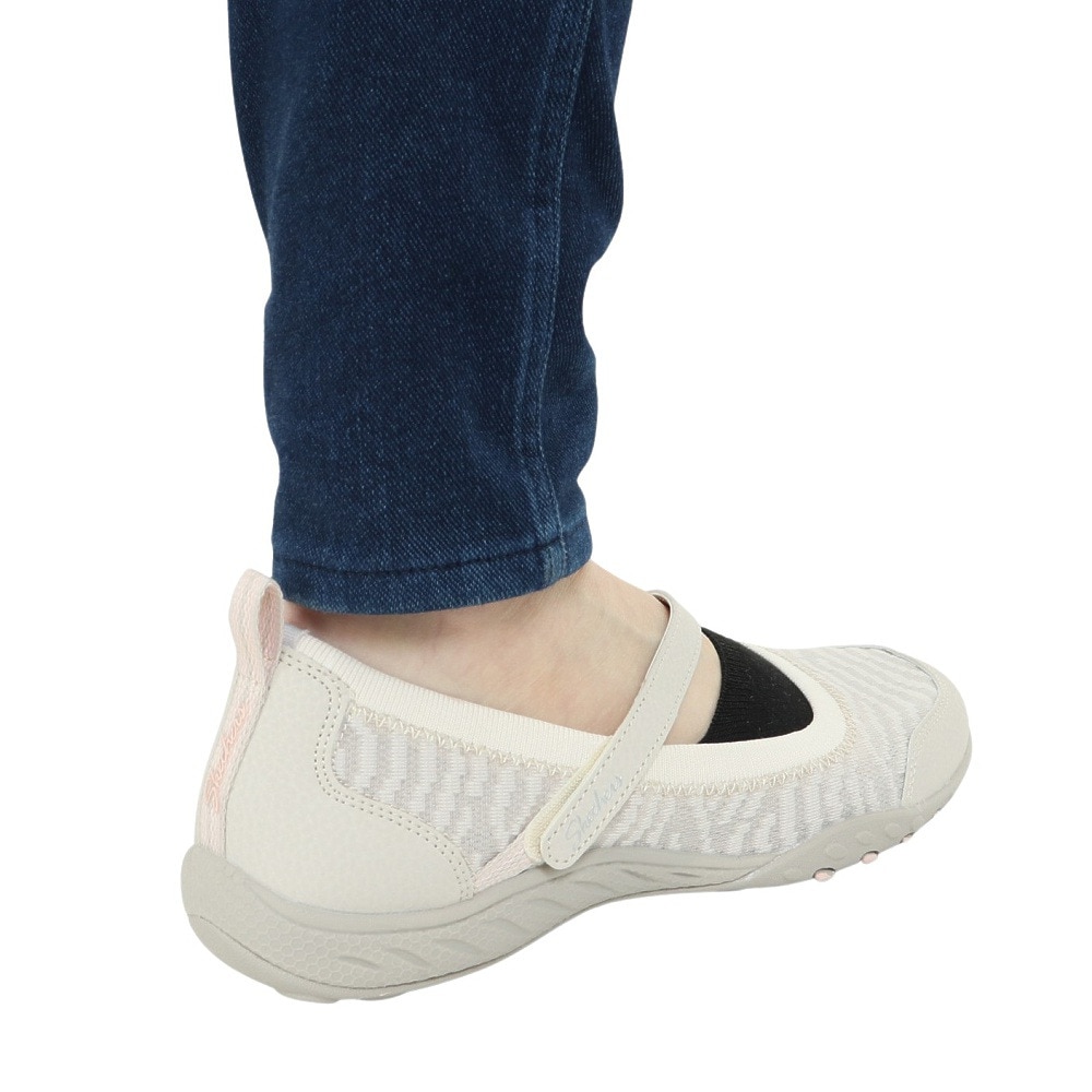 スケッチャーズ（SKECHERS）（レディース）カジュアルシューズ ブリース イージー レディー レーン ベージュ 100264-NAT スニーカー タウン 通気性 軽量