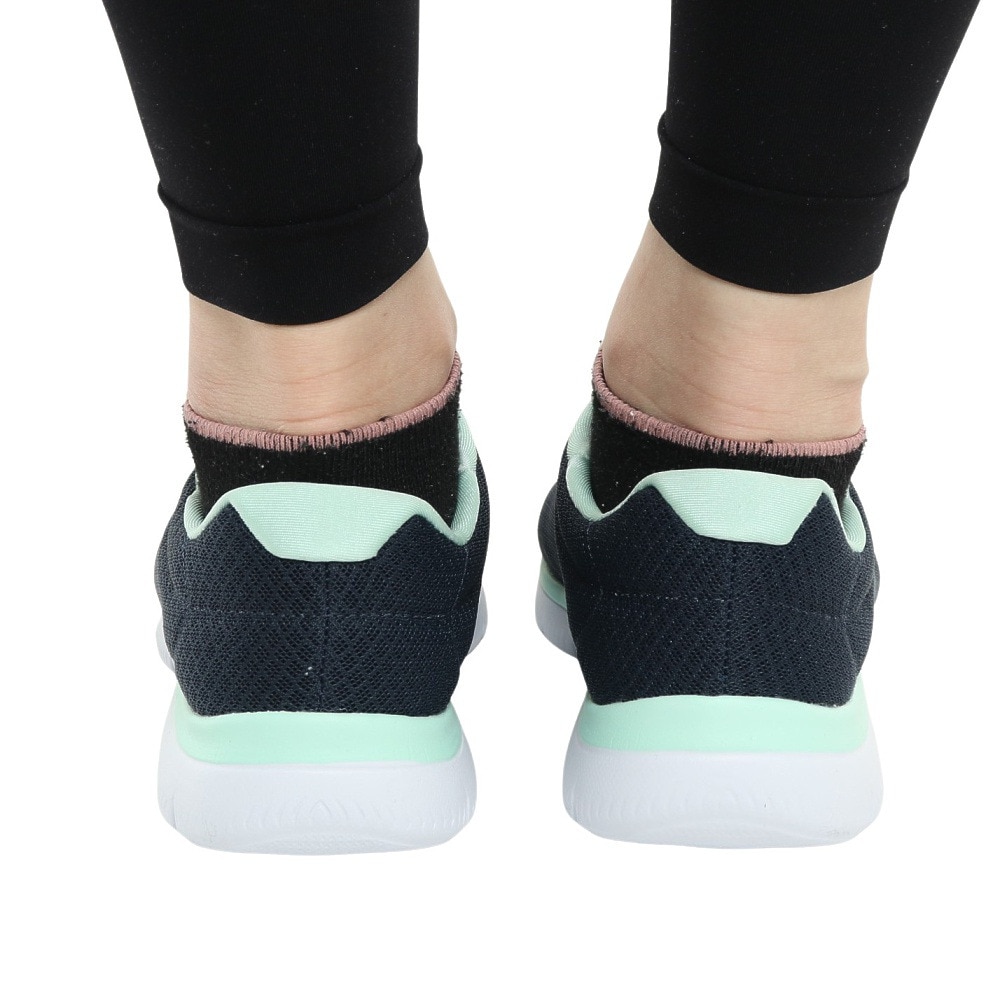 スケッチャーズ(SKECHERS)(レディース)カジュアルシューズ サミッツ ワイド ネイビー 紺 12980W-NVAQ スニーカー タウン 軽量 クッション 洗濯機洗い可 スポーツ用品はスーパースポーツゼビオ ナイキ NIKE 紺色 ネイビー