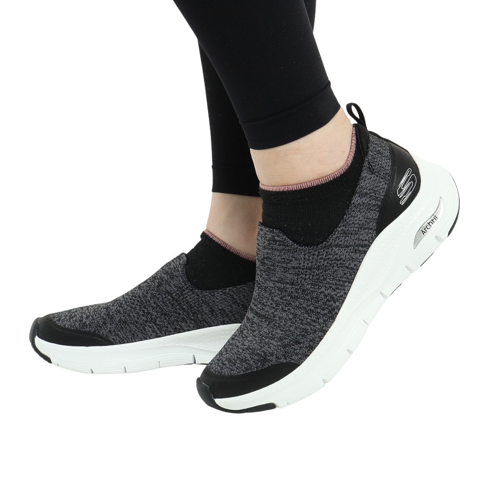 スケッチャーズ（SKECHERS）（レディース）カジュアルシューズ アーチフィット クイック スタート ブラック 149563-BLK スニーカー スリップオン 洗濯機洗い可