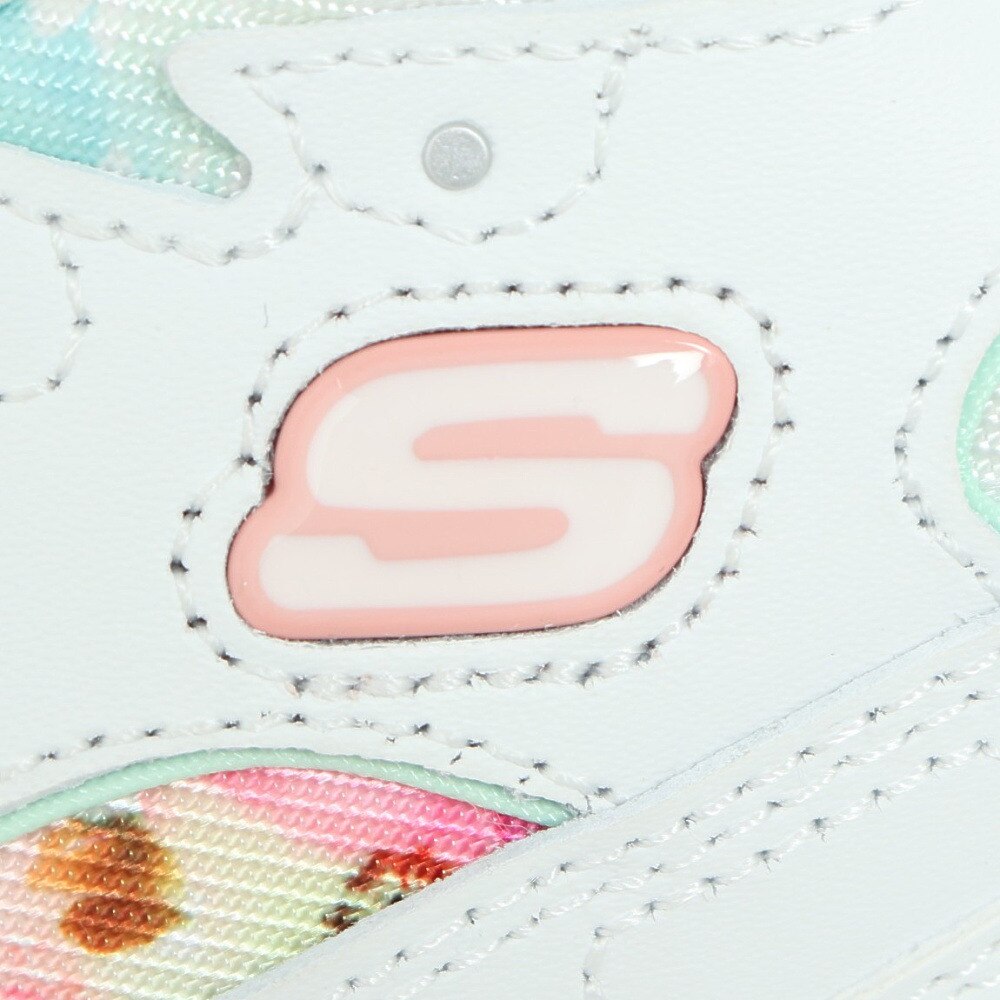 スケッチャーズ（SKECHERS）（レディース）カジュアルシューズ ディーライト ブルーミング フィールズ ホワイト 白 149794-WMLT スニーカー タウン 通気性