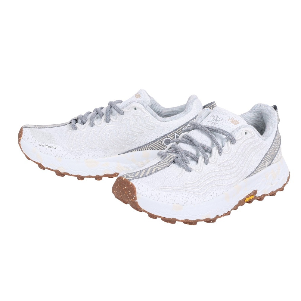 ニューバランス（new balance）（レディース）カジュアルシューズ フレッシュフォーム X ヒエロ v7 H7 ホワイト WTHIERH7B スニーカー トレイルラン0430