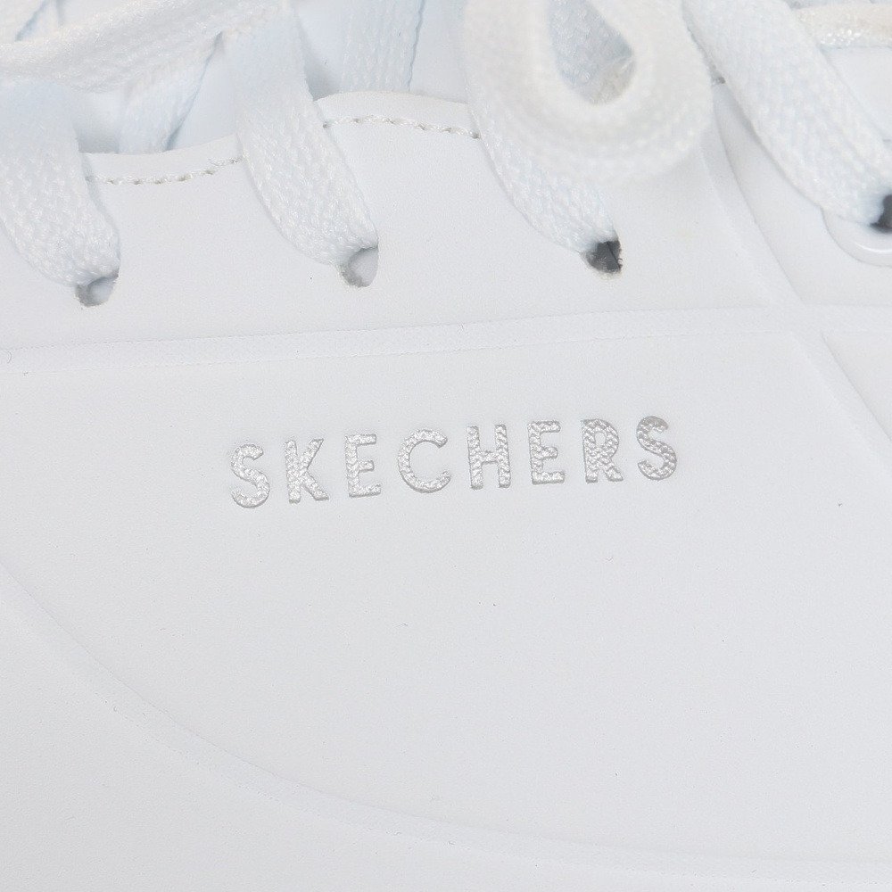 スケッチャーズ（SKECHERS）（レディース）カジュアルシューズ UNO STAND ON AIR 73690-W