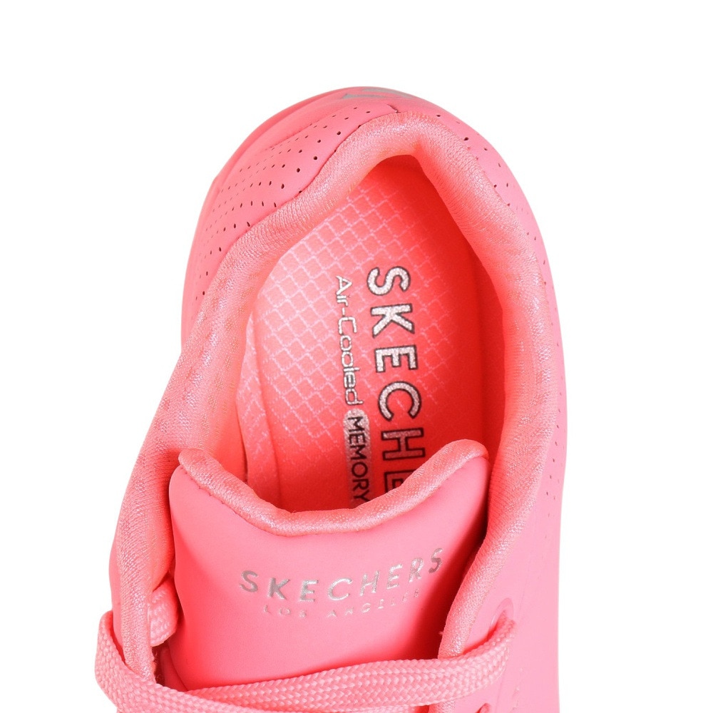 スケッチャーズ（SKECHERS）（レディース）カジュアルシューズ UNO-STAND ON AIR 73690-CRL