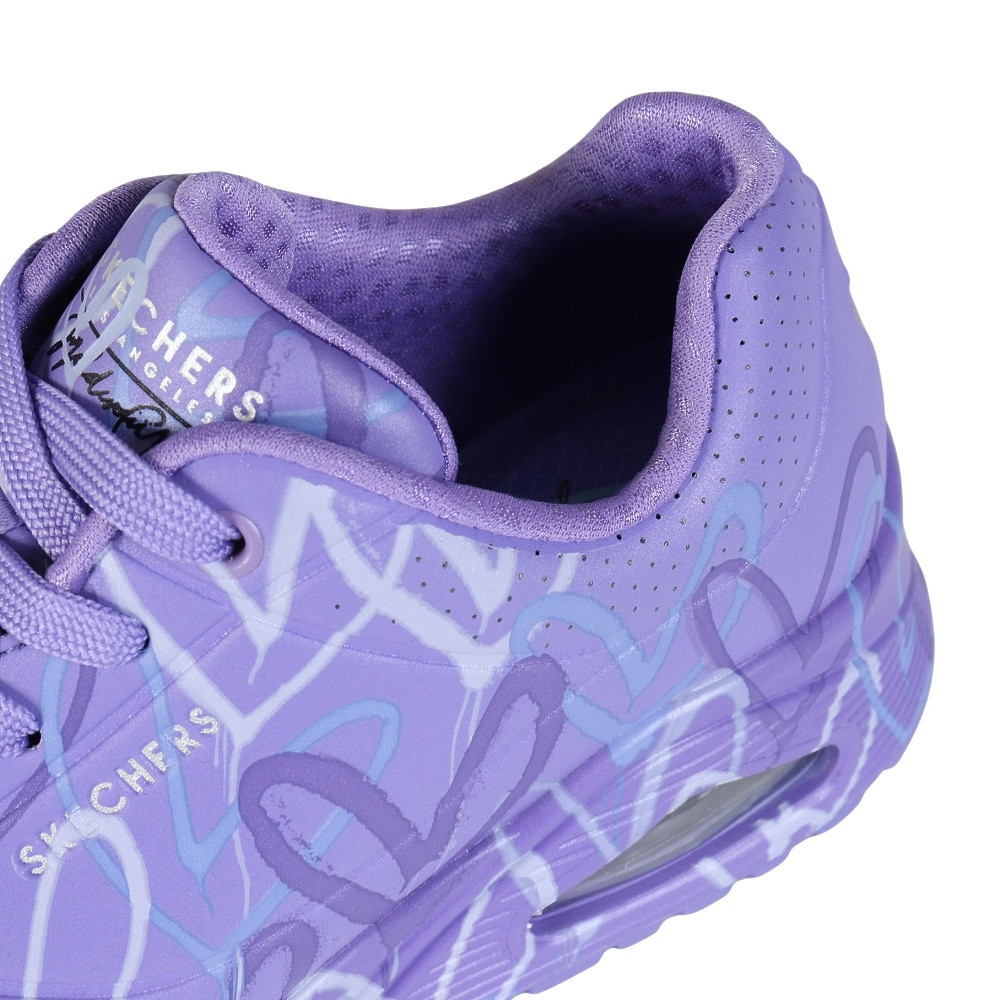 スケッチャーズ（SKECHERS）（レディース）カジュアルシューズ ウノ スプレッド ザ ラブ 155507-PUR