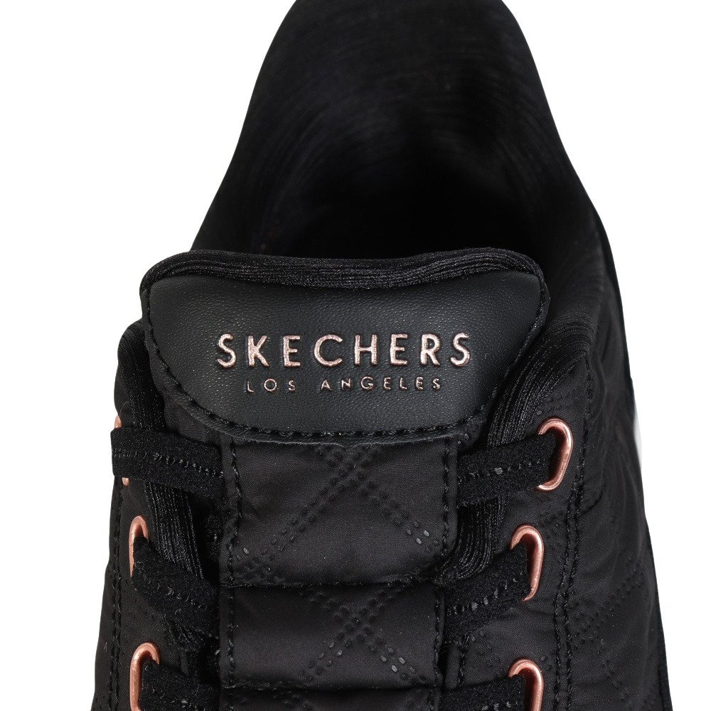 いちご　黒 スケッチャーズ（SKECHERS）（レディース）カジュアルシューズ