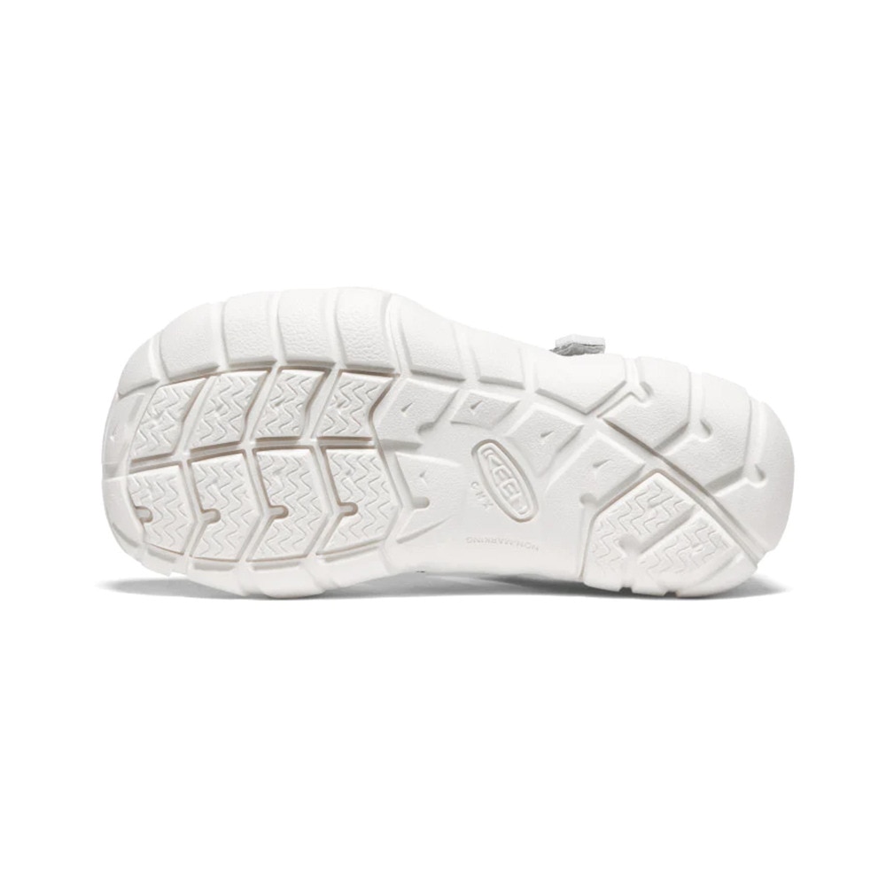 キーン（KEEN）（キッズ）カジュアルシューズ シーキャンプ ツー シーエヌエックス サンダル シルバー ホワイト 1027414 スニーカー 防滑性 抗菌防臭 レジャー