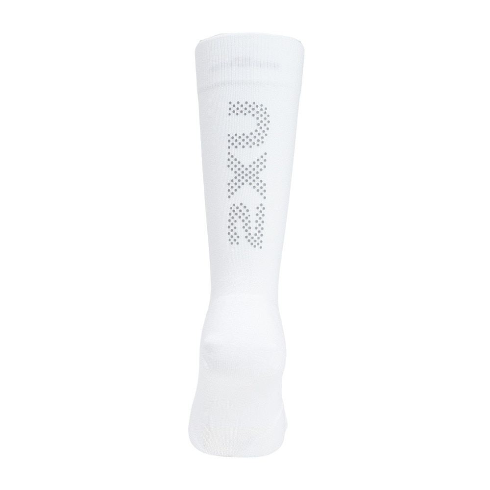 ツー・タイムズ・ユー（2XU）（メンズ、レディース）靴下 ベクター リフレクティブクルーソックス UA7355E-WHT/SRF