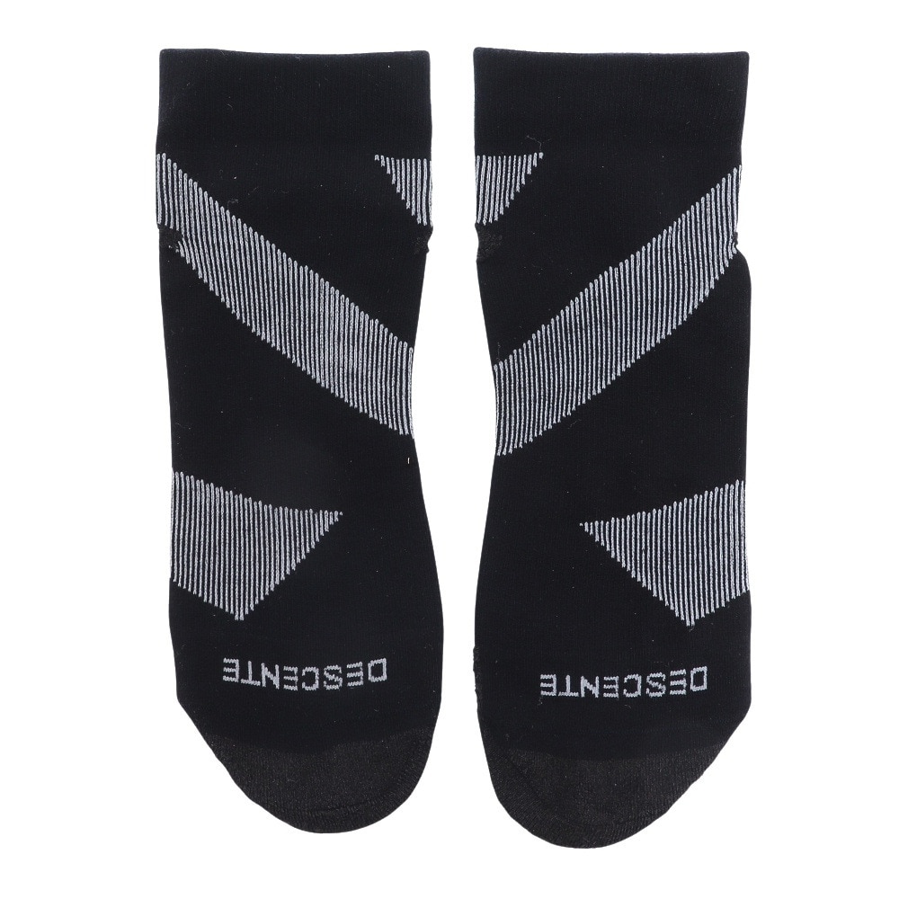 デサント（DESCENTE）（メンズ、レディース）ランニングソックス 靴下 MoveSox ブラック ホワイト DOAVJB01 BKWH アンクル丈 スポーツ スパイラルサポート