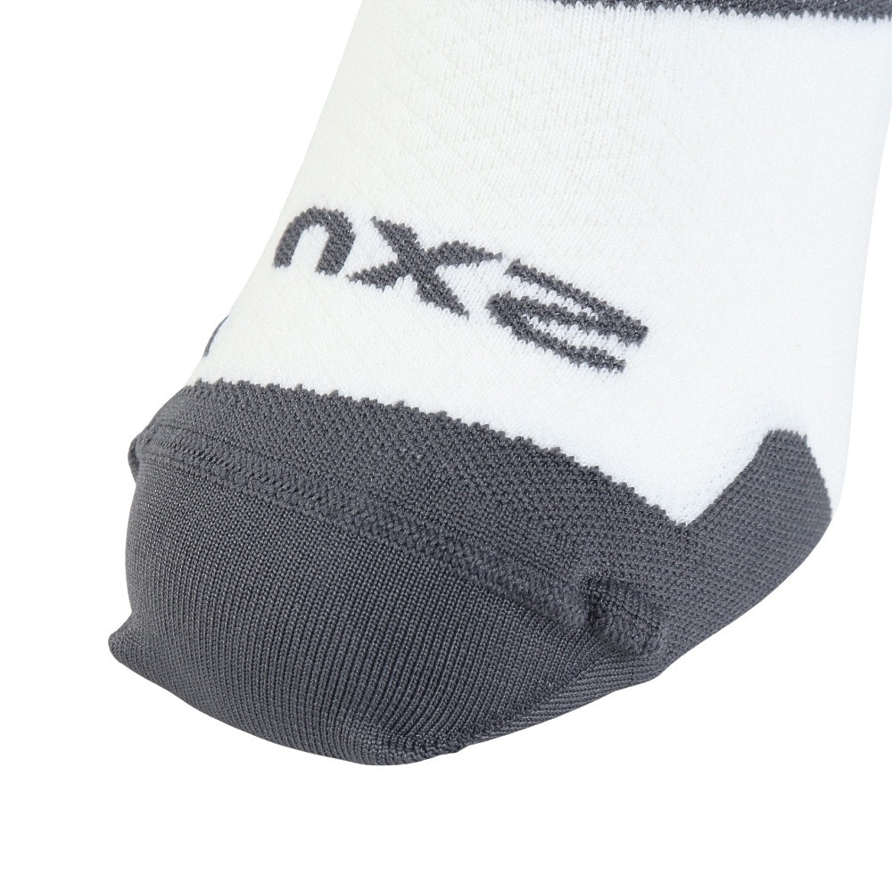 ツー・タイムズ・ユー（2XU）（メンズ、レディース）ランニングソックス 靴下 ベクターウルトラライトクルー ノーショーソックス UA7027E-WHT/GRY ホワイト