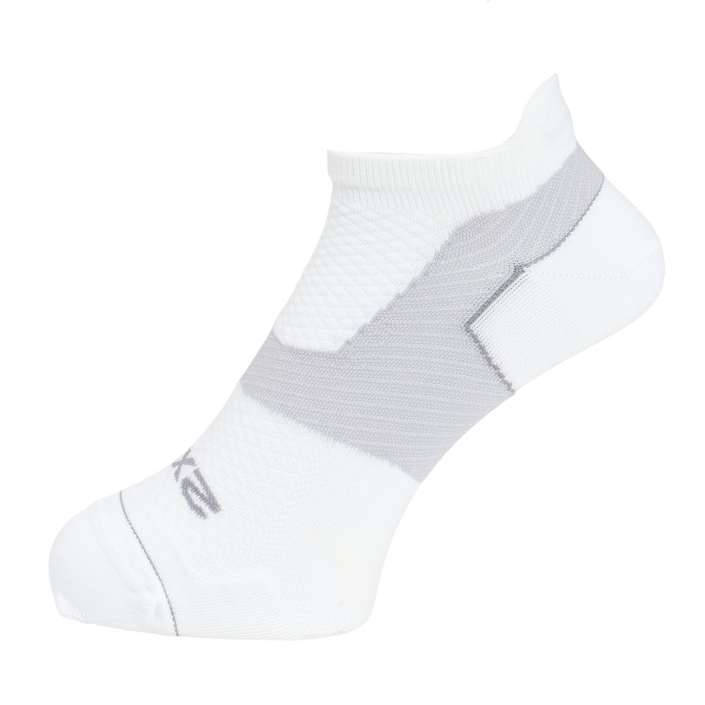 ツー・タイムズ・ユー（2XU）（メンズ、レディース）靴下 ベクターウルトラライトクルー ノーショーソックス UA7027E-WHT/WHT