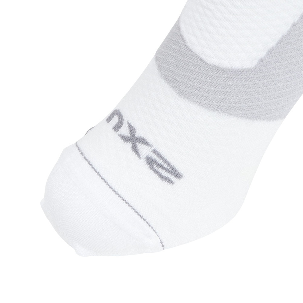 ツー・タイムズ・ユー（2XU）（メンズ、レディース）靴下 ベクターウルトラライトクルー ノーショーソックス UA7027E-WHT/WHT