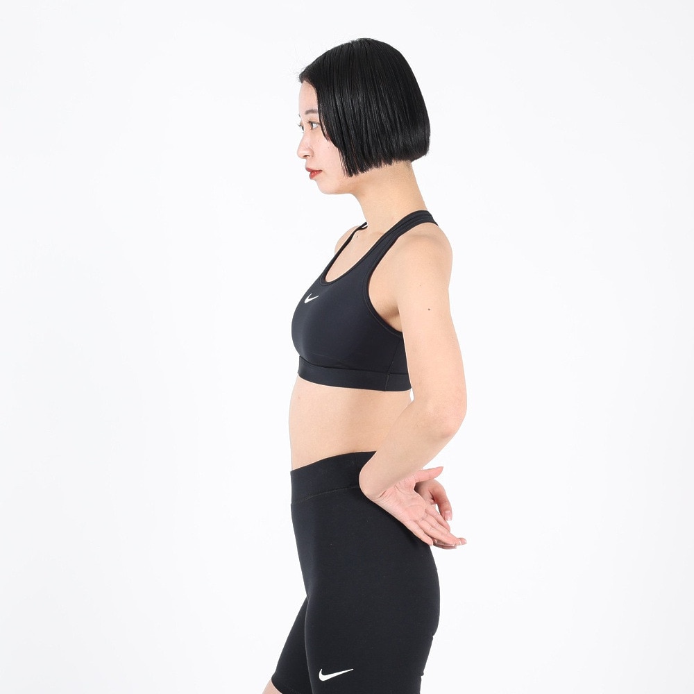 ナイキ（NIKE）（レディース）ブラ スウッシュ ミディアムサポート パッディド スポーツブラ DX6822-010