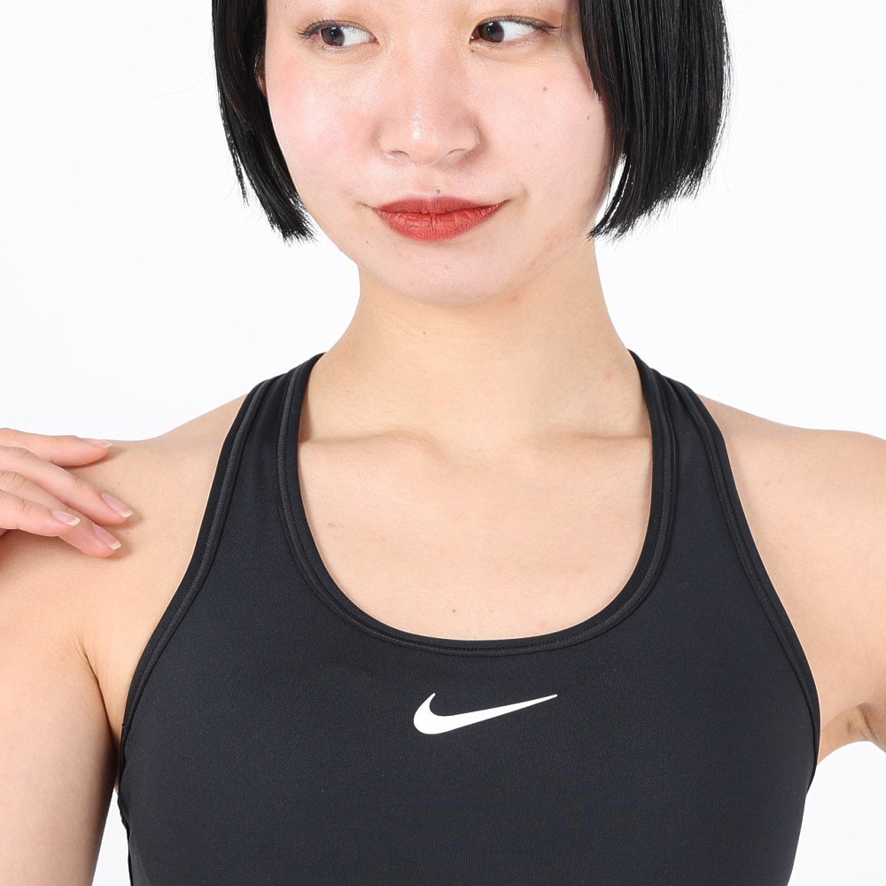 ナイキ（NIKE）（レディース）ブラ スウッシュ ミディアムサポート パッディド スポーツブラ DX6822-010