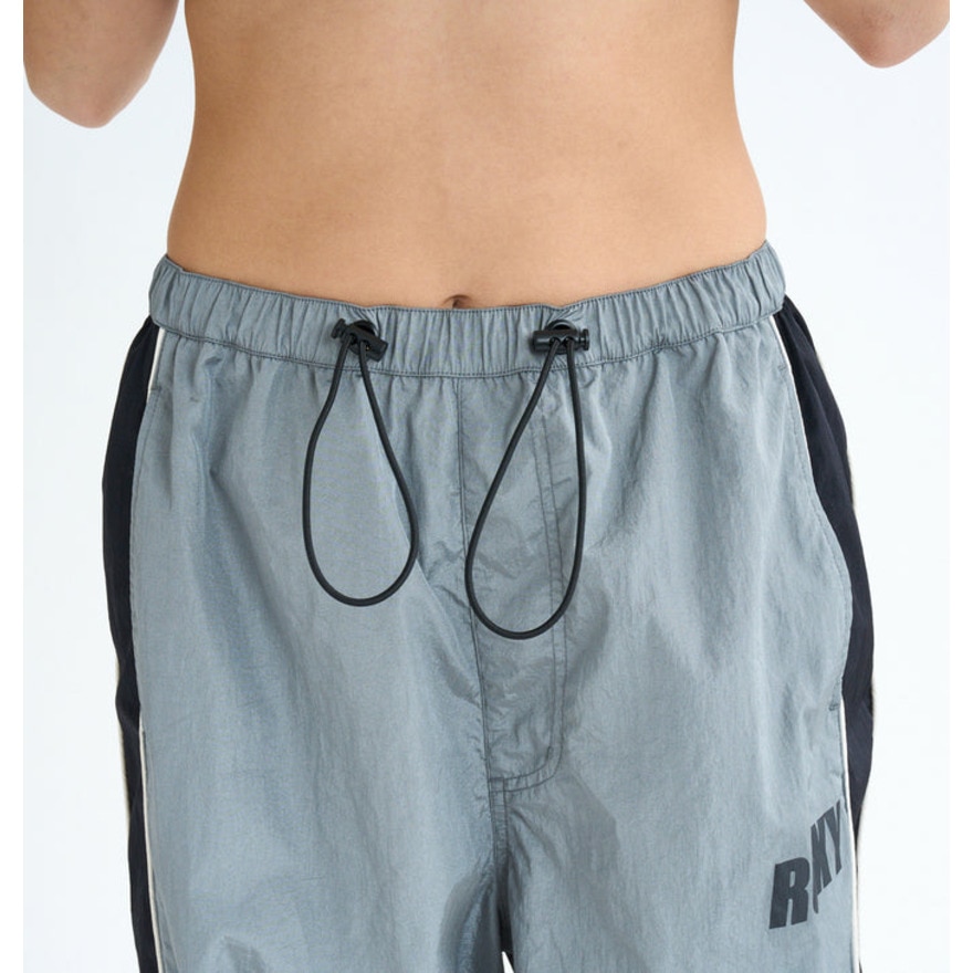 ロキシー（ROXY）（レディース）NAIL IT PARACHUTE PANTS フィットネス ロングパラシュートパンツ 25FWRPT254543GRY