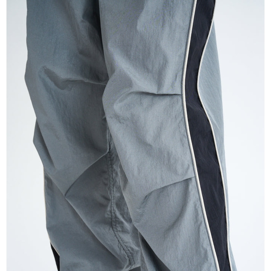 ロキシー（ROXY）（レディース）NAIL IT PARACHUTE PANTS フィットネス ロングパラシュートパンツ 25FWRPT254543GRY