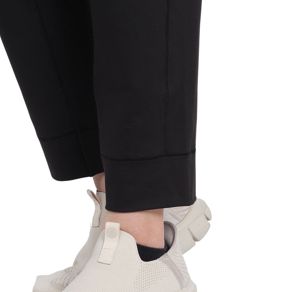プーマ（PUMA）（レディース）ヨガ スタジオ ファンデーション ニット クロップ パンツ 527073 01 BLK