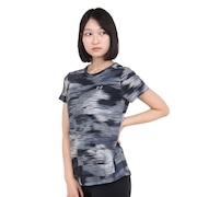 アンダーアーマー(UNDER ARMOUR)(レディース)半袖Tシャツ レディース スピードストライド プリント 1381443 011