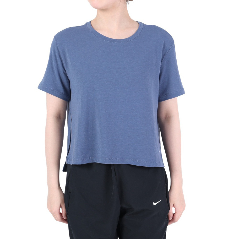 ナイキ（NIKE）（レディース）半袖Tシャツ レディースヨガ ドライフィット DM7026-491