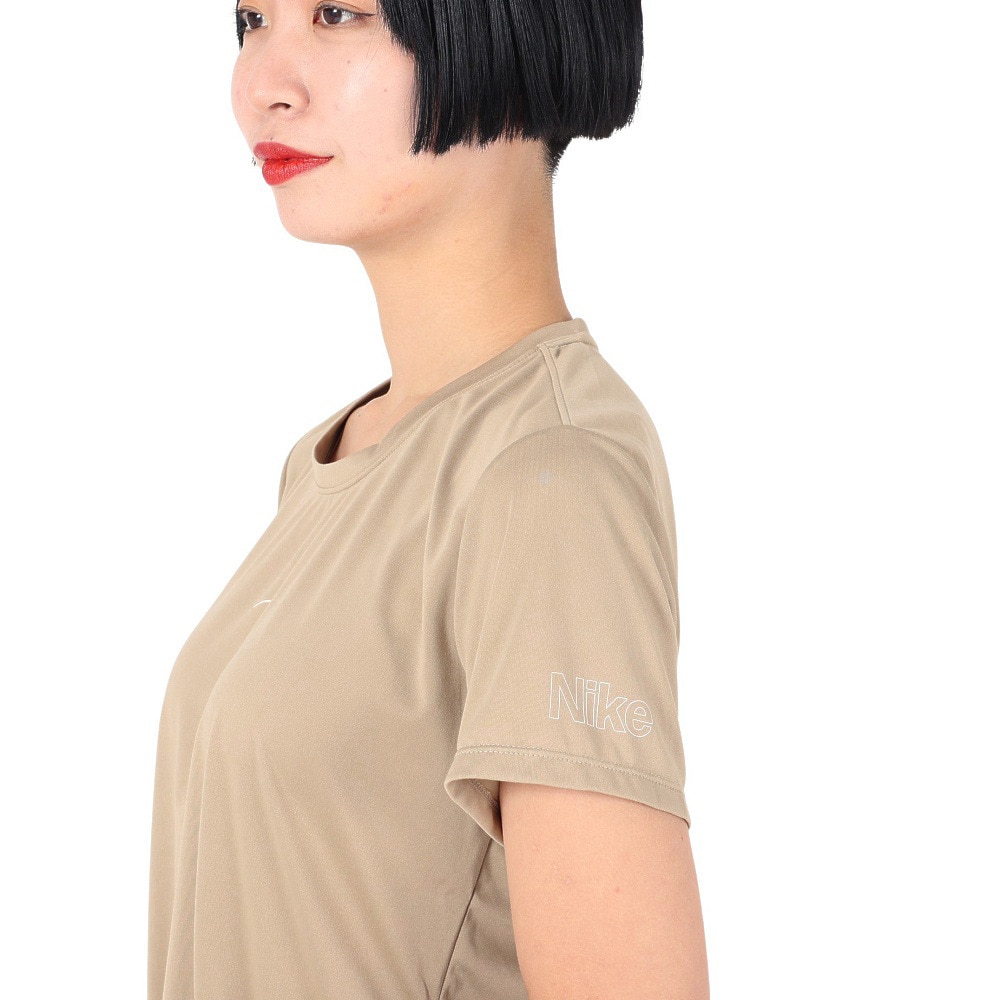 ナイキ（NIKE）（レディース）半袖Tシャツ レディースドライフィット ワン クロップ トップ FN7255-247
