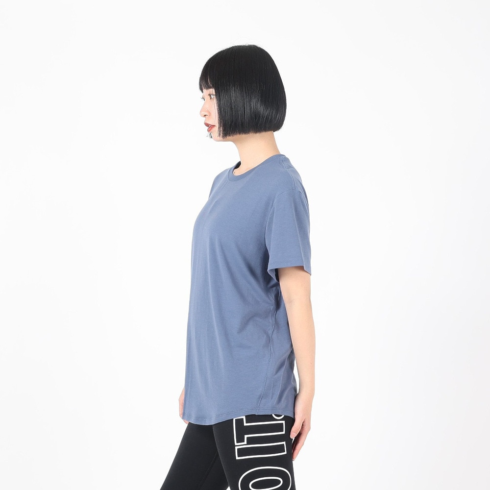 ナイキ（NIKE）（レディース）ワン リラックスド ウィメンズ ドライフィット ショートスリーブトップス FN2815-491