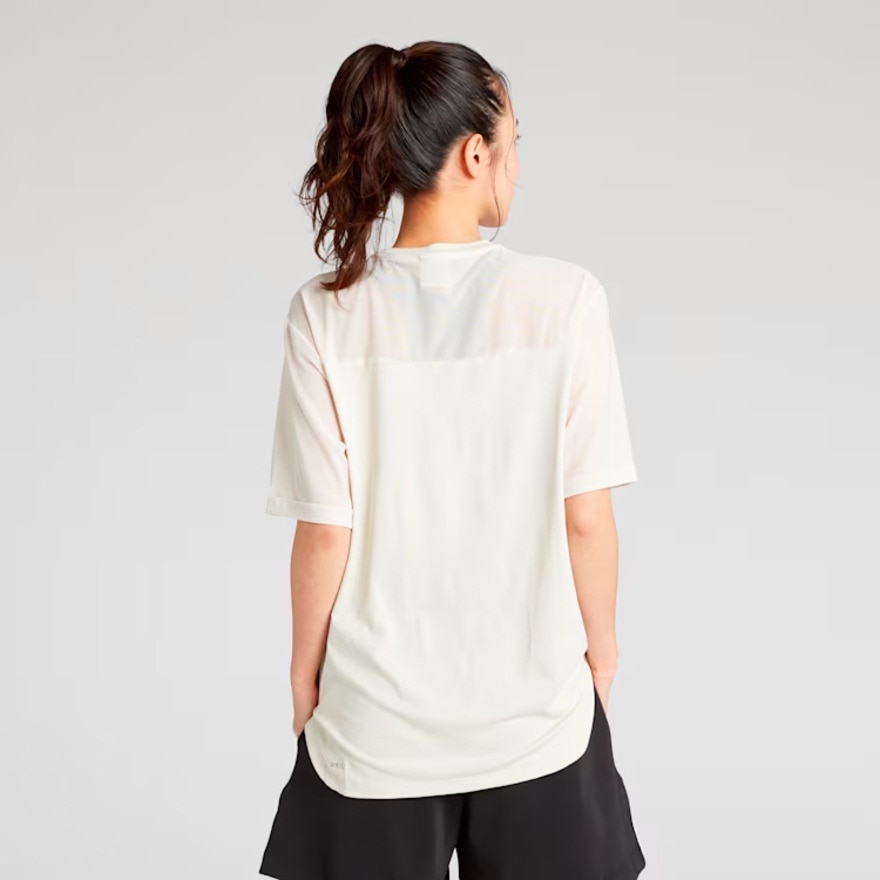 プーマ（PUMA）（レディース）ヨガ スタジオ ベーシック 半袖 Tシャツ 527014 87 BEG
