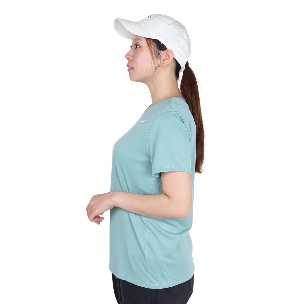ナイキ（NIKE）（レディース）ドライフィット 半袖Tシャツ DX0688-017