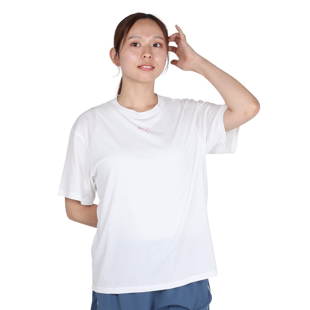 プーマ（PUMA）（レディース）FLORAL CAT GRAPHIC フィットネス 半袖Tシャツ 528309 02 WHT