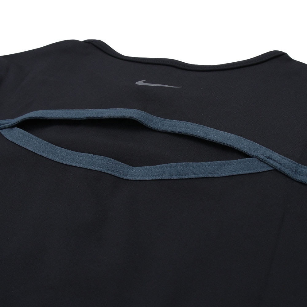 ナイキ（NIKE）（レディース）ワン ドライフィット フィッティド 半袖 トップ HQ4999-010