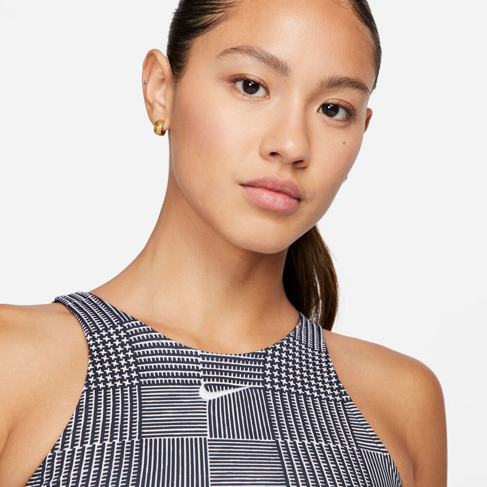 ナイキ（NIKE）（レディース）ヨガ ドライフィット NV+ クロップ タンクトップ FB4651-010