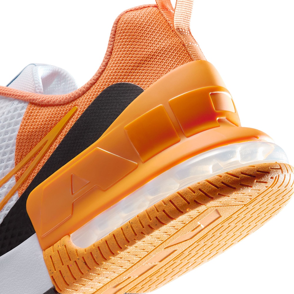 ナイキ（NIKE）（メンズ）ジムシューズ トレーニングシューズ エア マックス アルファ トレーナー 6 FQ1833-101