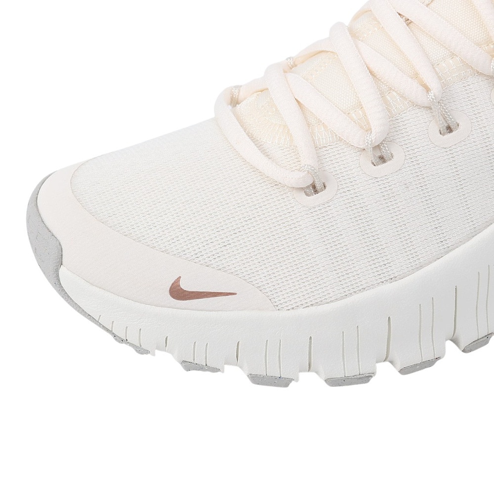 ナイキ（NIKE）（レディース）ジムシューズ トレーニングシューズ フリー メトコン 6 FJ7126-100