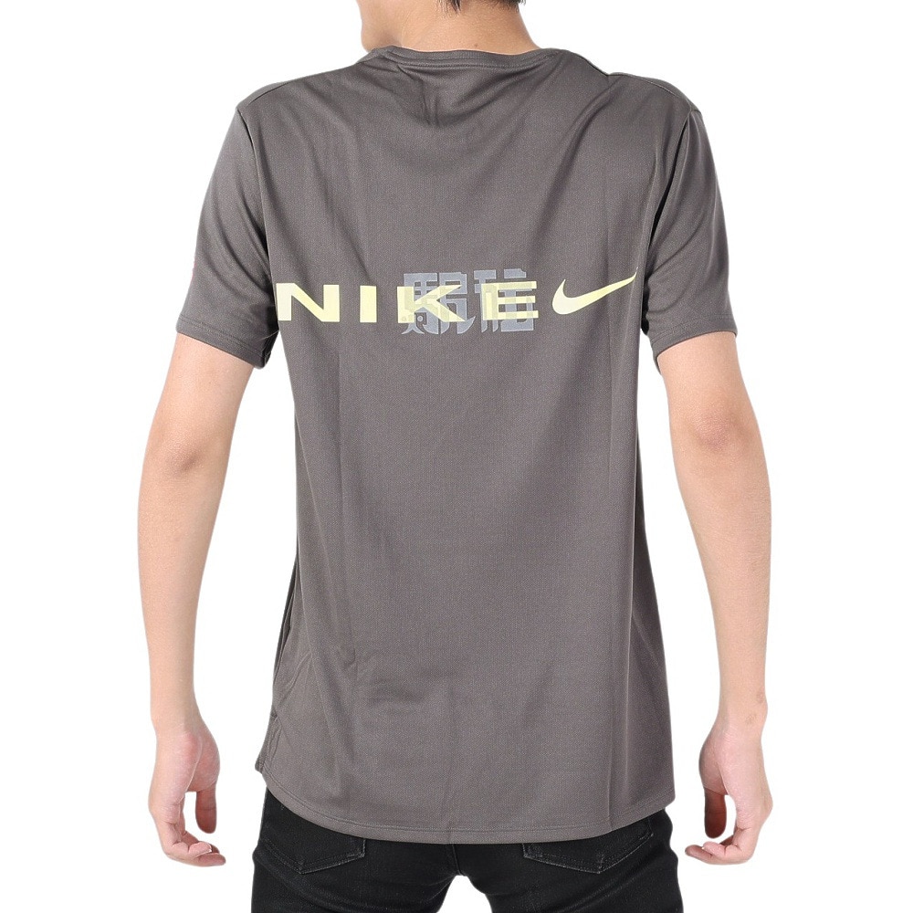 ナイキ（NIKE）（メンズ）マイラー EKIDEN ドライフィット UV 半袖Tシャツ FQ8019-254
