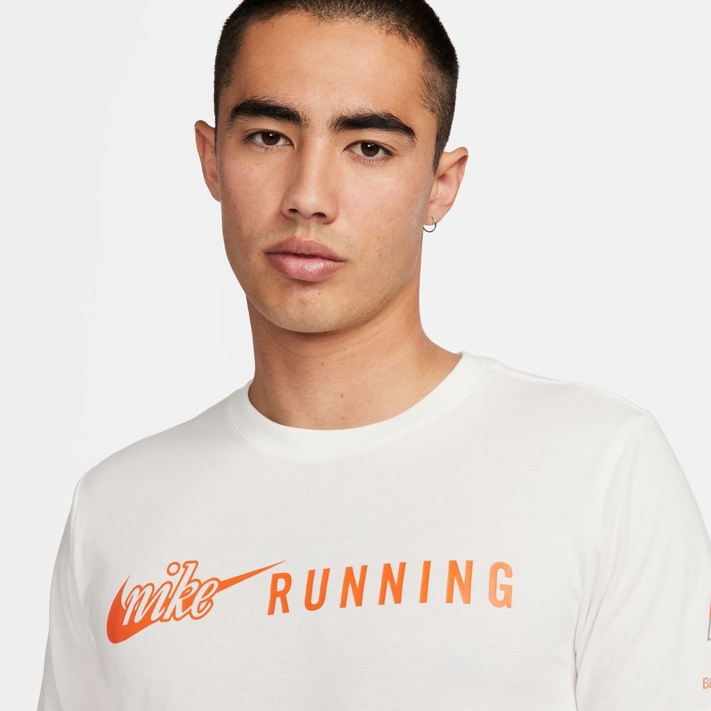 ナイキ（NIKE）（メンズ）AS NK RUN ENERGY ドライフィット ランニング Tシャツ FQ3921-133